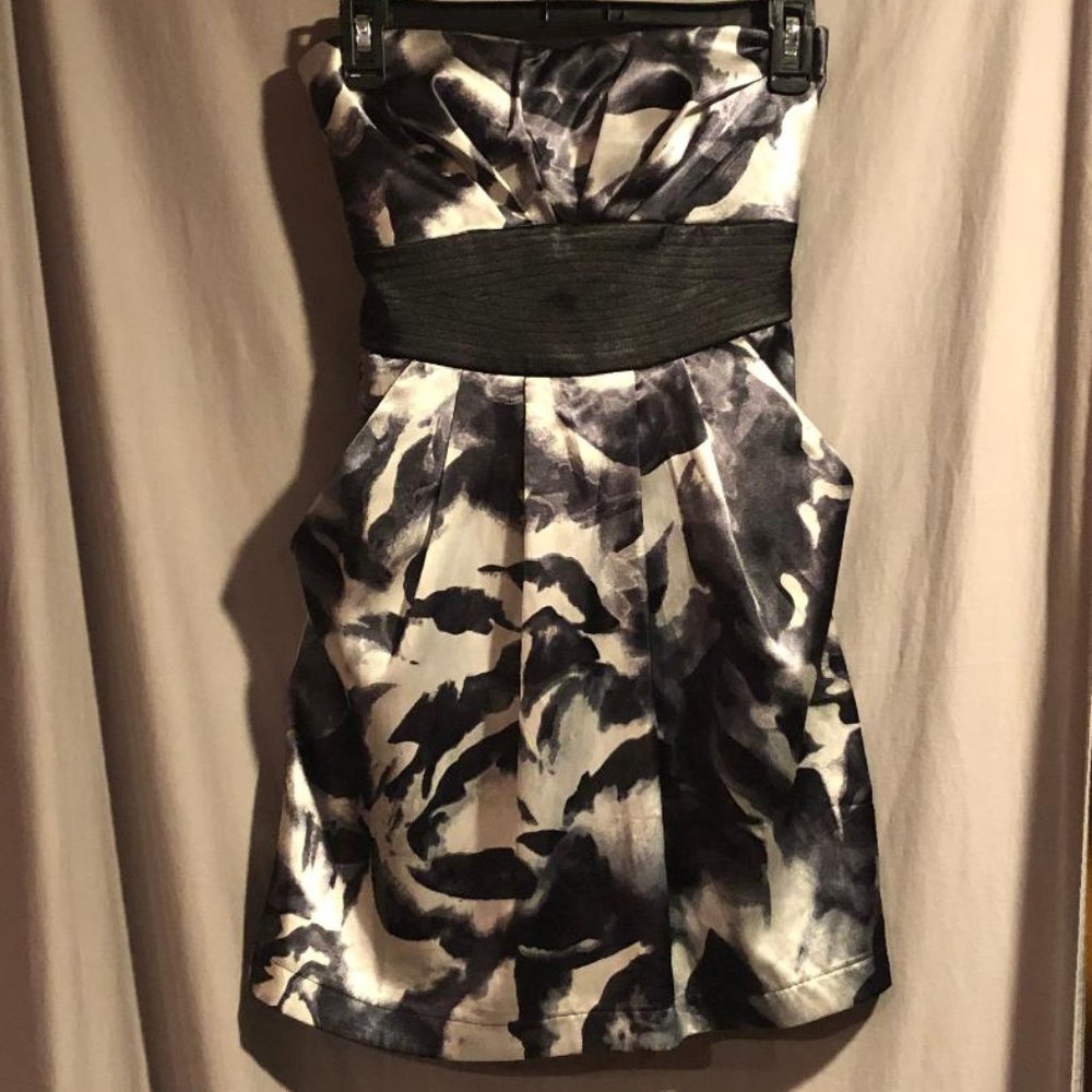 Trixxi Juniors Size 3 Silver/Black Strapless Dress